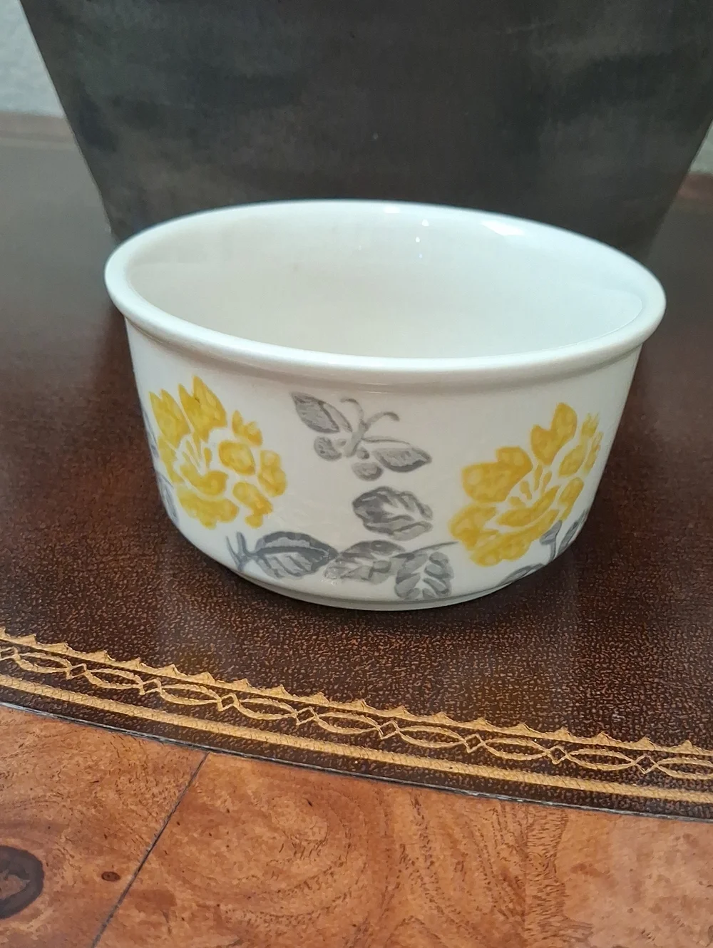 Pela Studio white ceramic